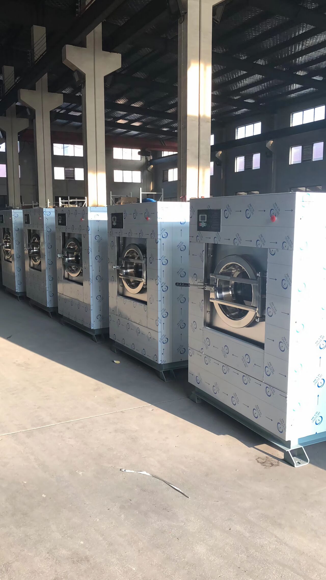 2026 Three Major Trends in the Industrial Washing Machine Industry: Intelligence, Greenization and Servitization Empower Industrial Rebirth(图1) 2026 Three Major Trends in the Industrial Washing Machine Industry: Intelligence, Greenization and Servitization Empower Industrial Rebirth(图1)