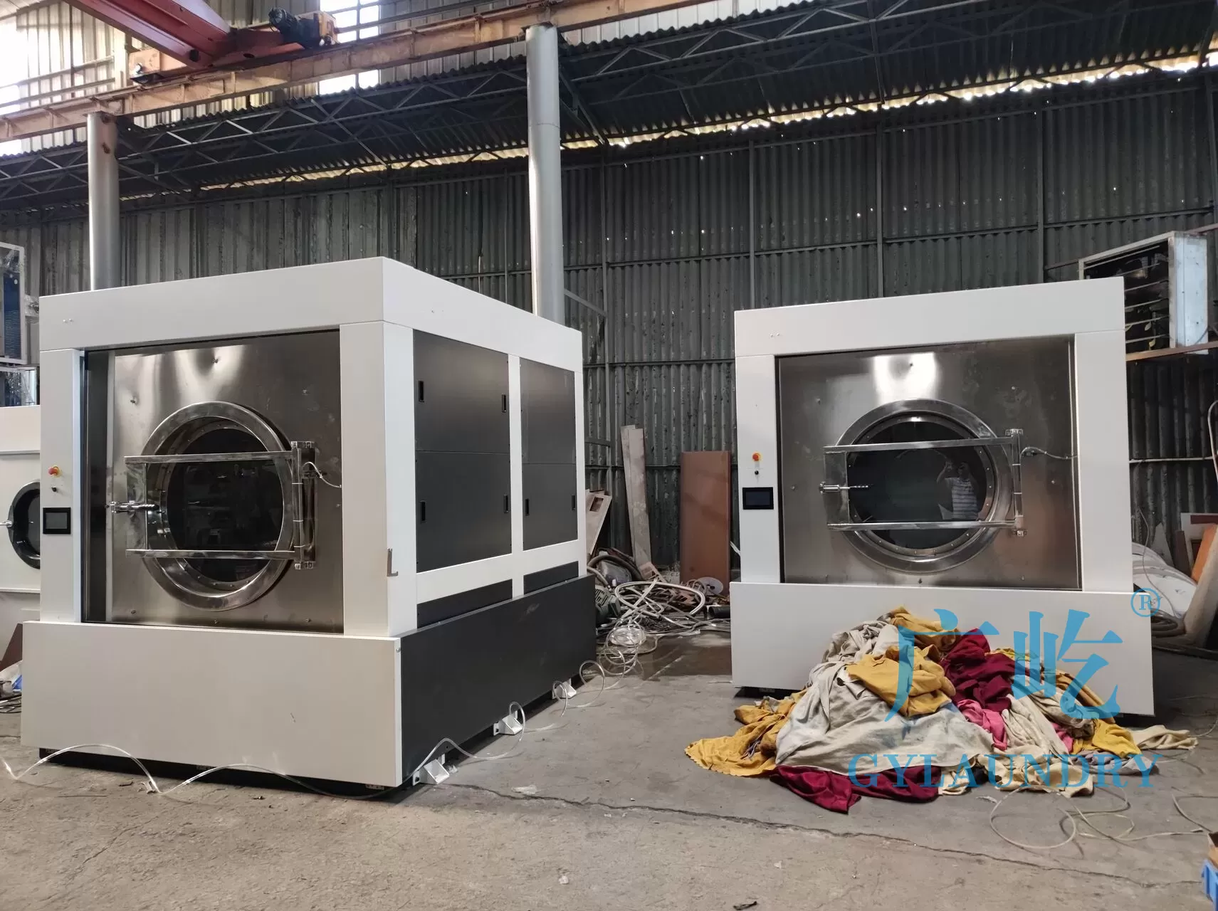 Expanding Laundry Capacity for Hotels & Hospitals: Tilt Automatic Washer-Extractors Shorten Wash Cycles(Image1) Expanding Laundry Capacity for Hotels & Hospitals: Tilt Automatic Washer-Extractors Shorten Wash Cycles(Image1)